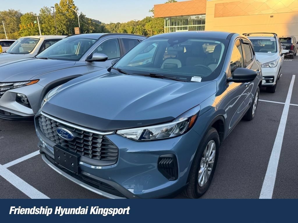 Used 2024 Ford Escape Active AWD/4WD video 1