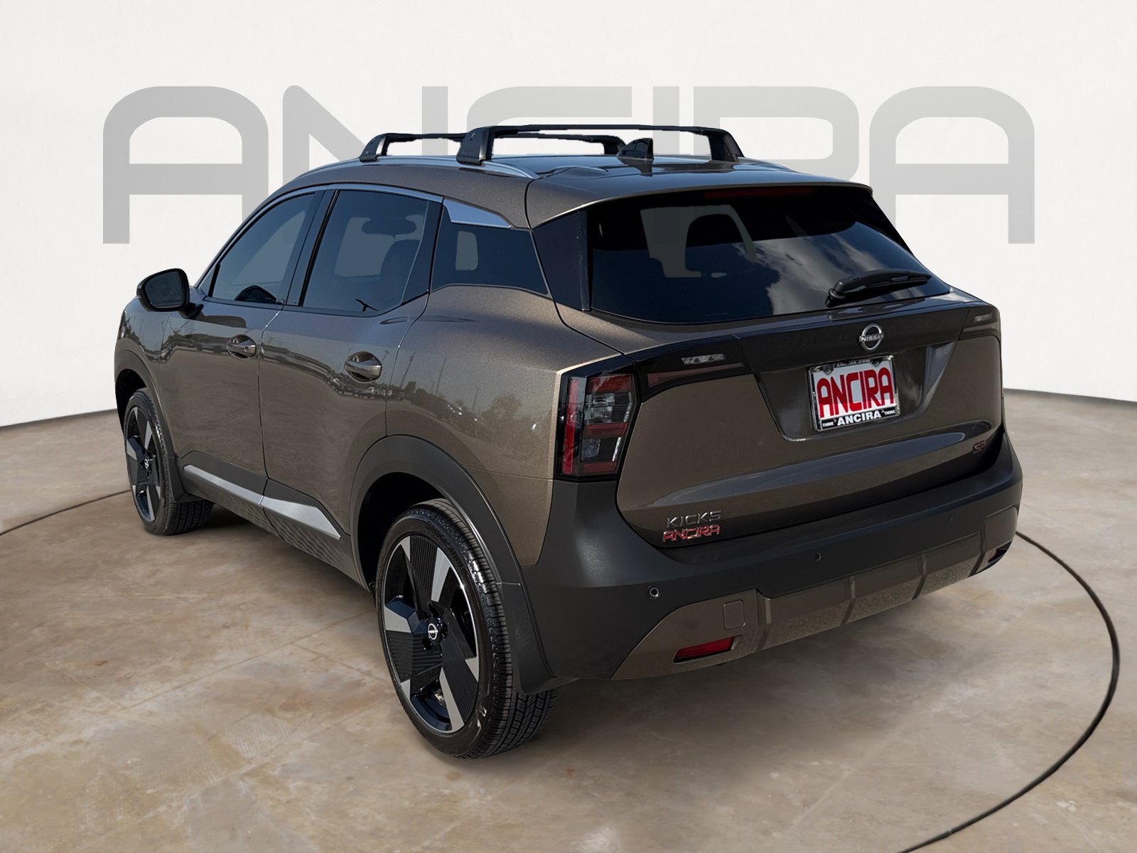 Used 2026 Nissan Kicks SR FWD image 9