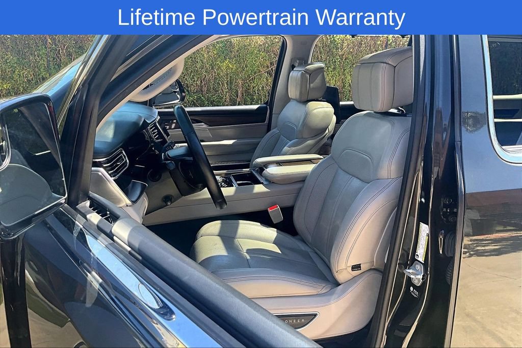 Used 2023 Jeep Grand Wagoneer 4WD w/ Rear Seat Video Group 1 image 33