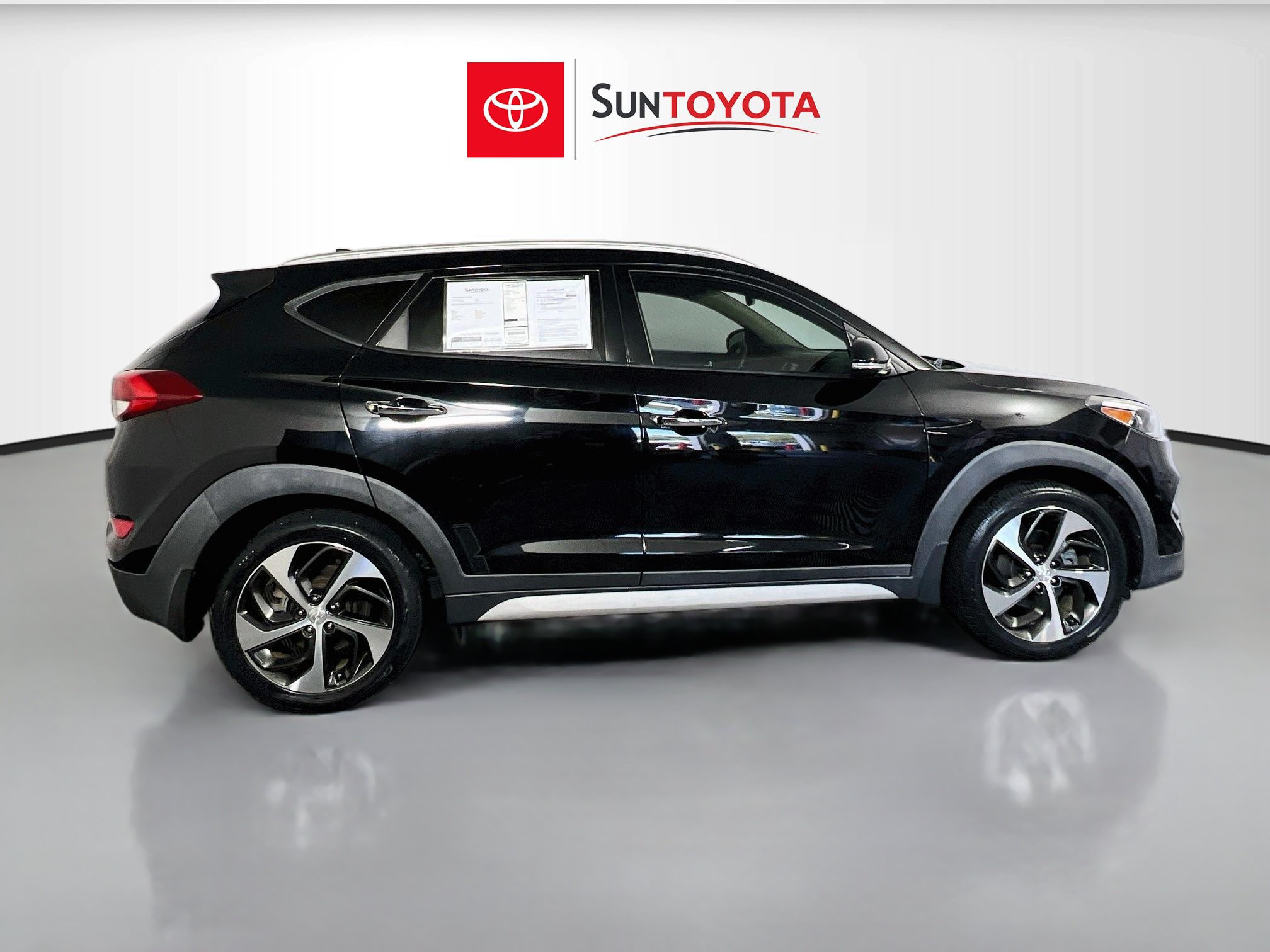 Used 2018 Hyundai Tucson Limited FWD image 2