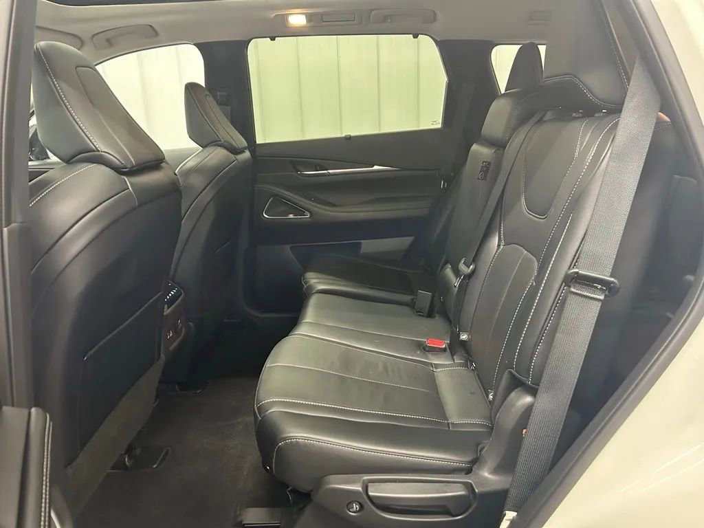 Used 2024 INFINITI QX60 Sensory image 15
