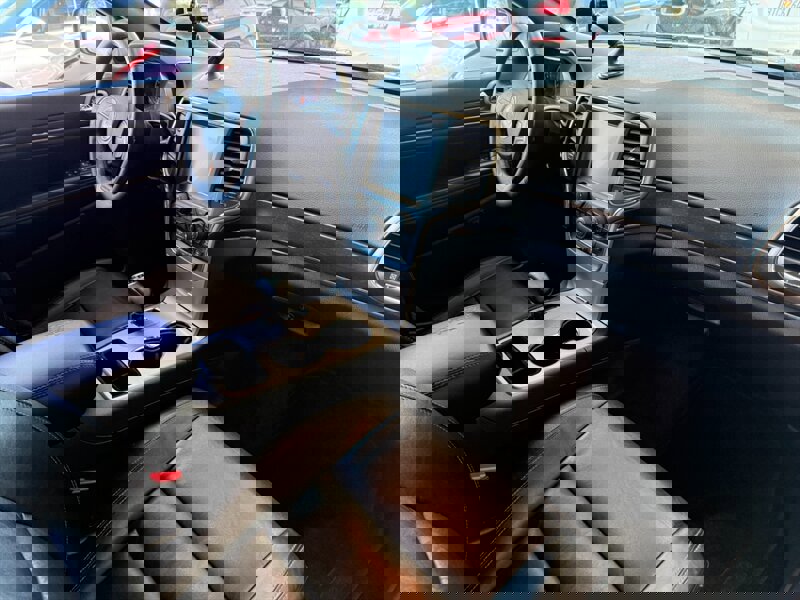 Used 2015 Jeep Grand Cherokee Limited image 27