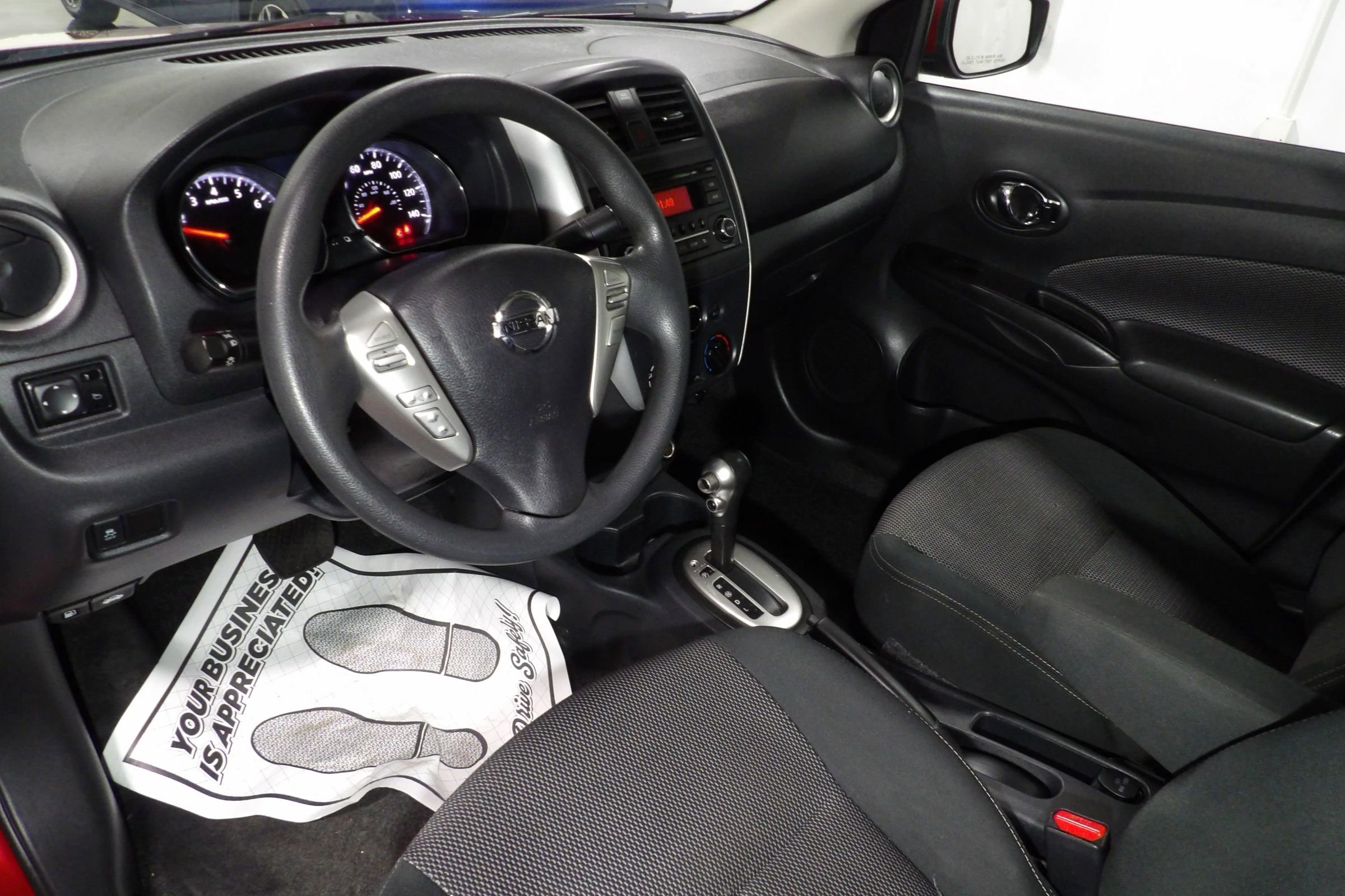 Used 2017 Nissan Versa SV FWD image 8
