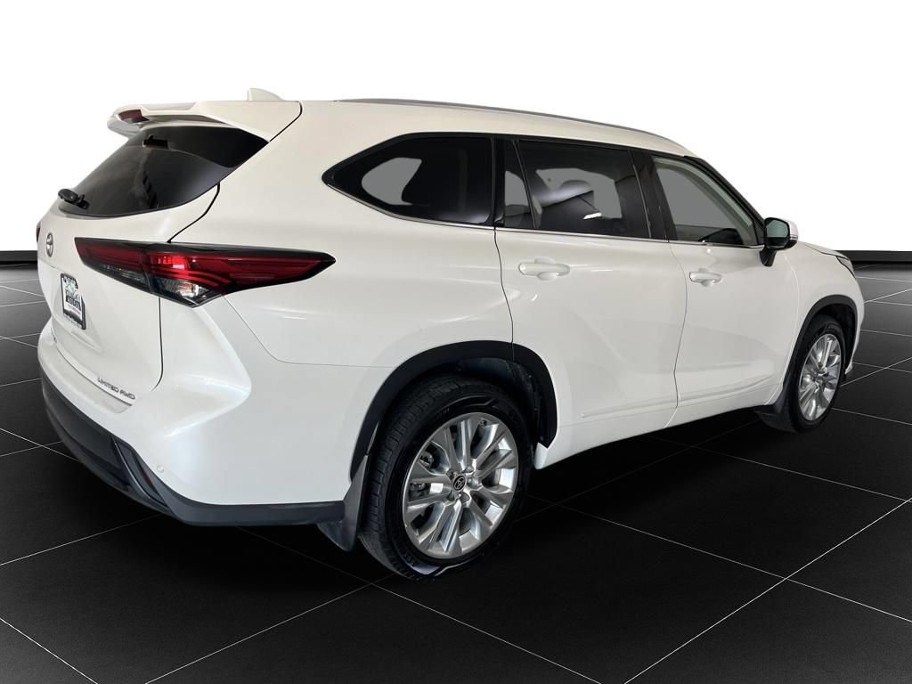 Used 2020 Toyota Highlander Limited AWD/4WD image 5