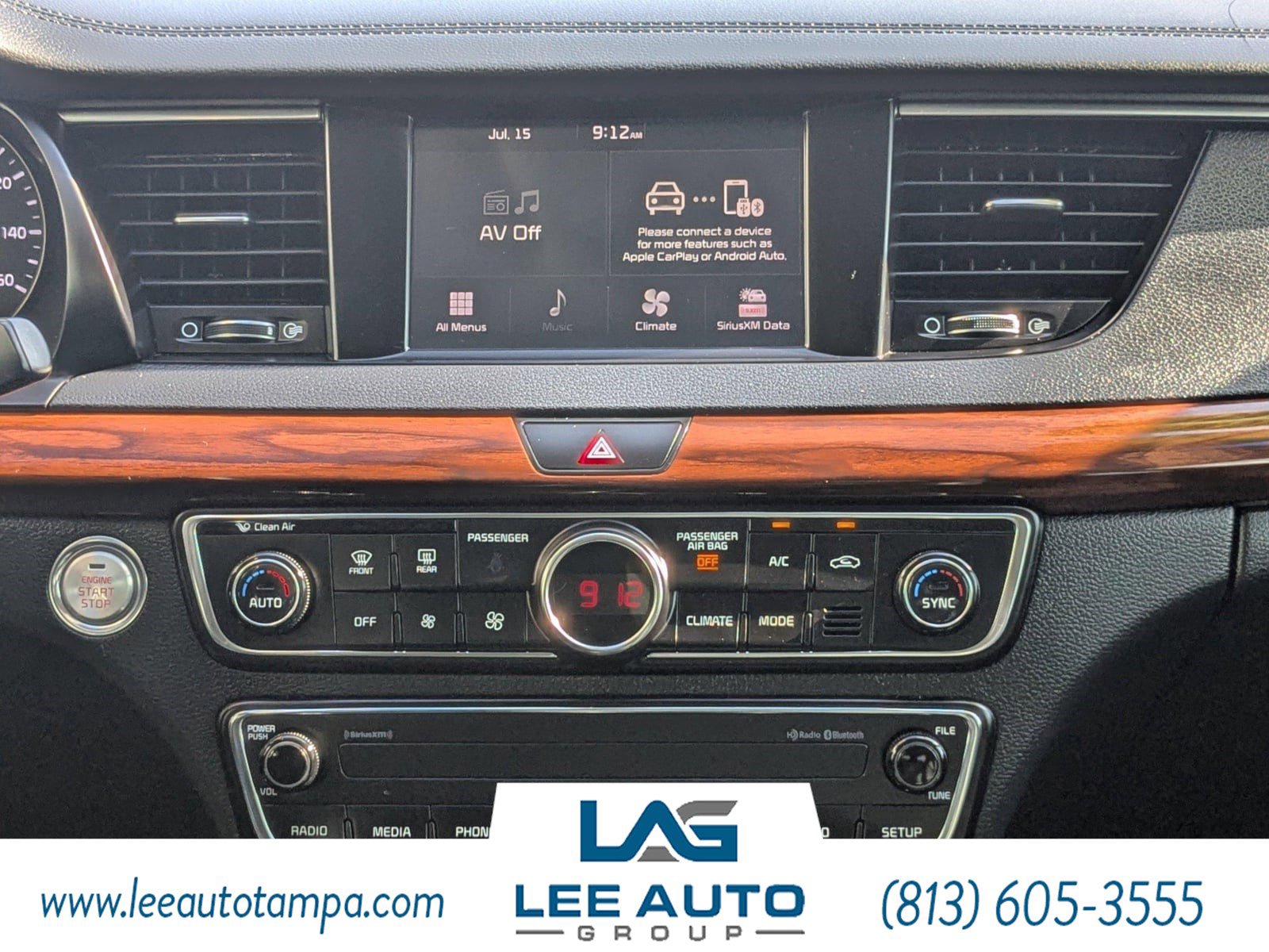 Used 2017 Kia Cadenza Premium image 15