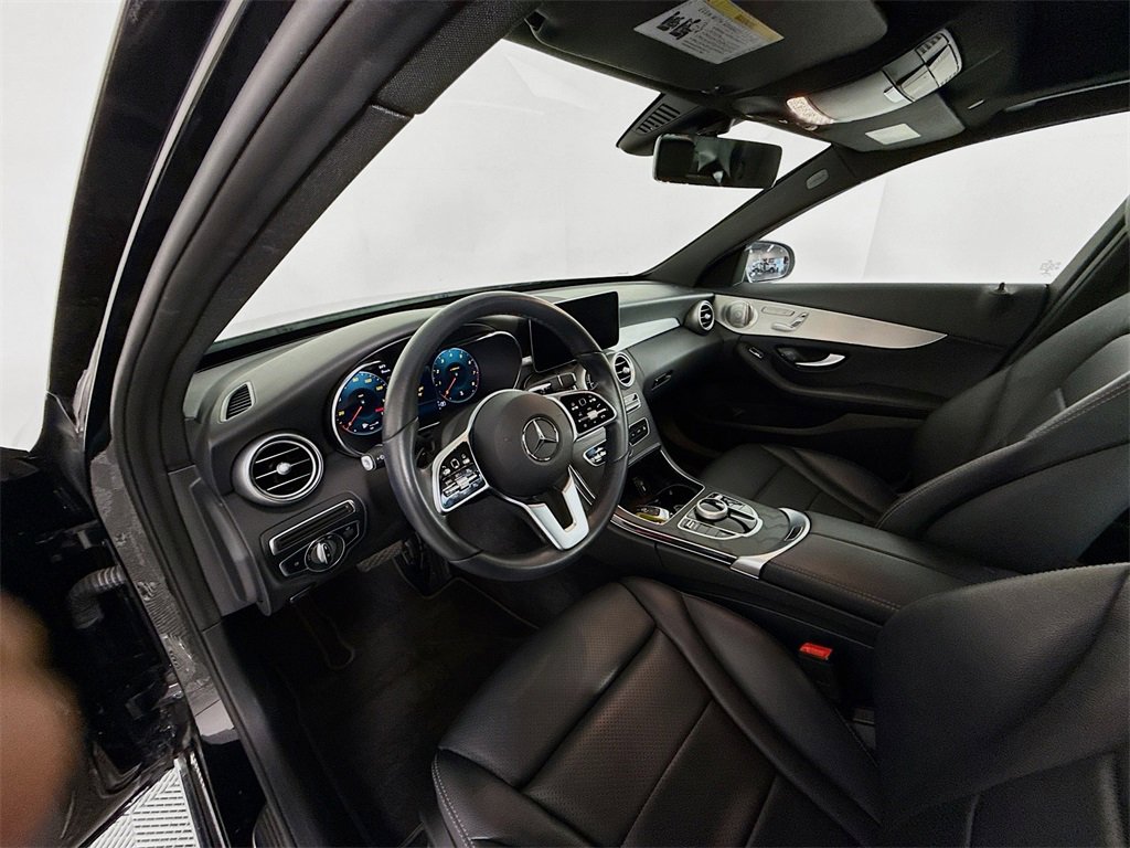 Used 2021 Mercedes-Benz C 300 4MATIC Sedan image 4