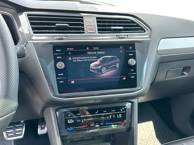Used 2022 Volkswagen Tiguan SE R-Line AWD/4WD image 24