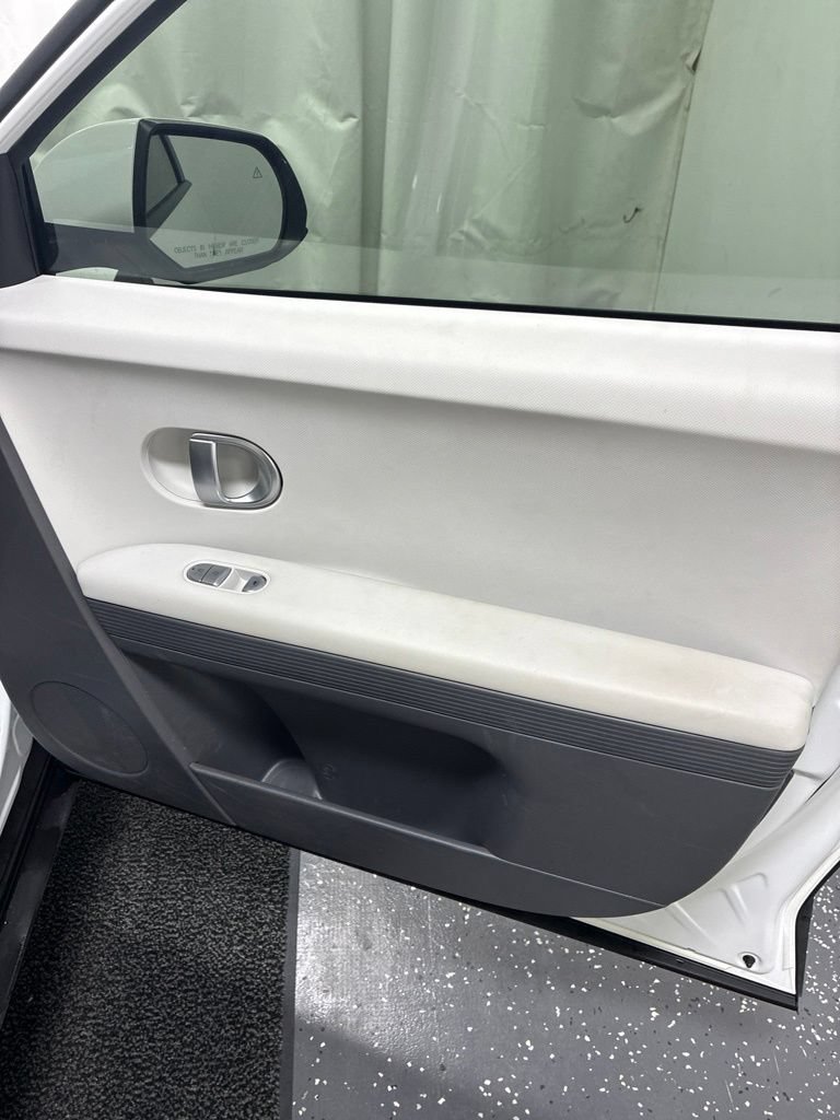 Used 2024 Hyundai Ioniq 5 SEL RWD image 30
