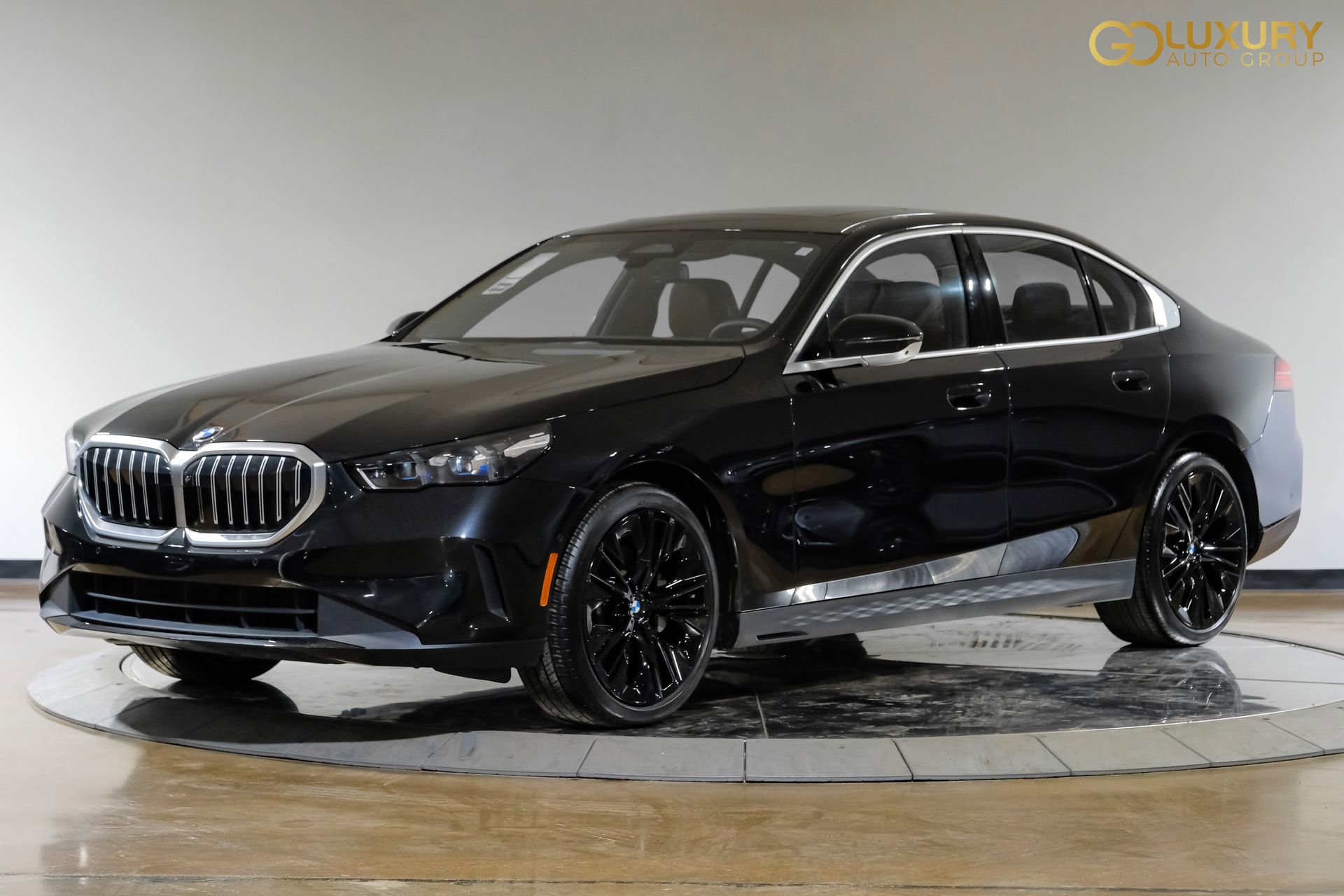 Used 2024 BMW 530i image 8