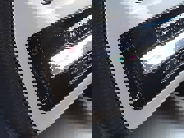 Used 2024 Ford Explorer XLT w/ Equipment Group 202A image 14