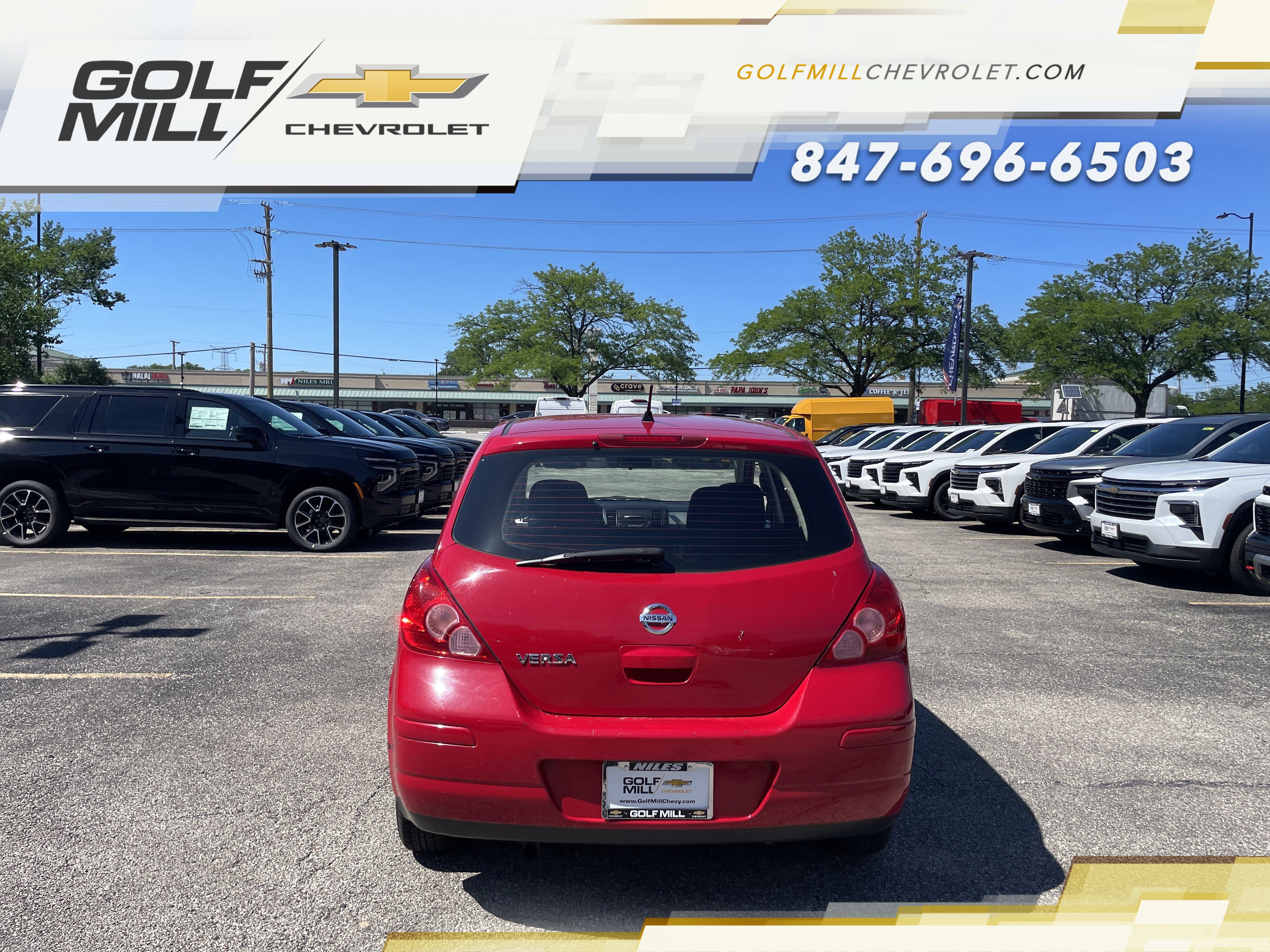Used 2011 Nissan Versa 1.8 S FWD image 8