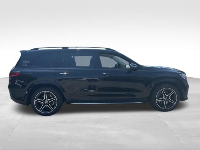 Used 2026 Mercedes-Benz GLS 450 4MATIC image 9