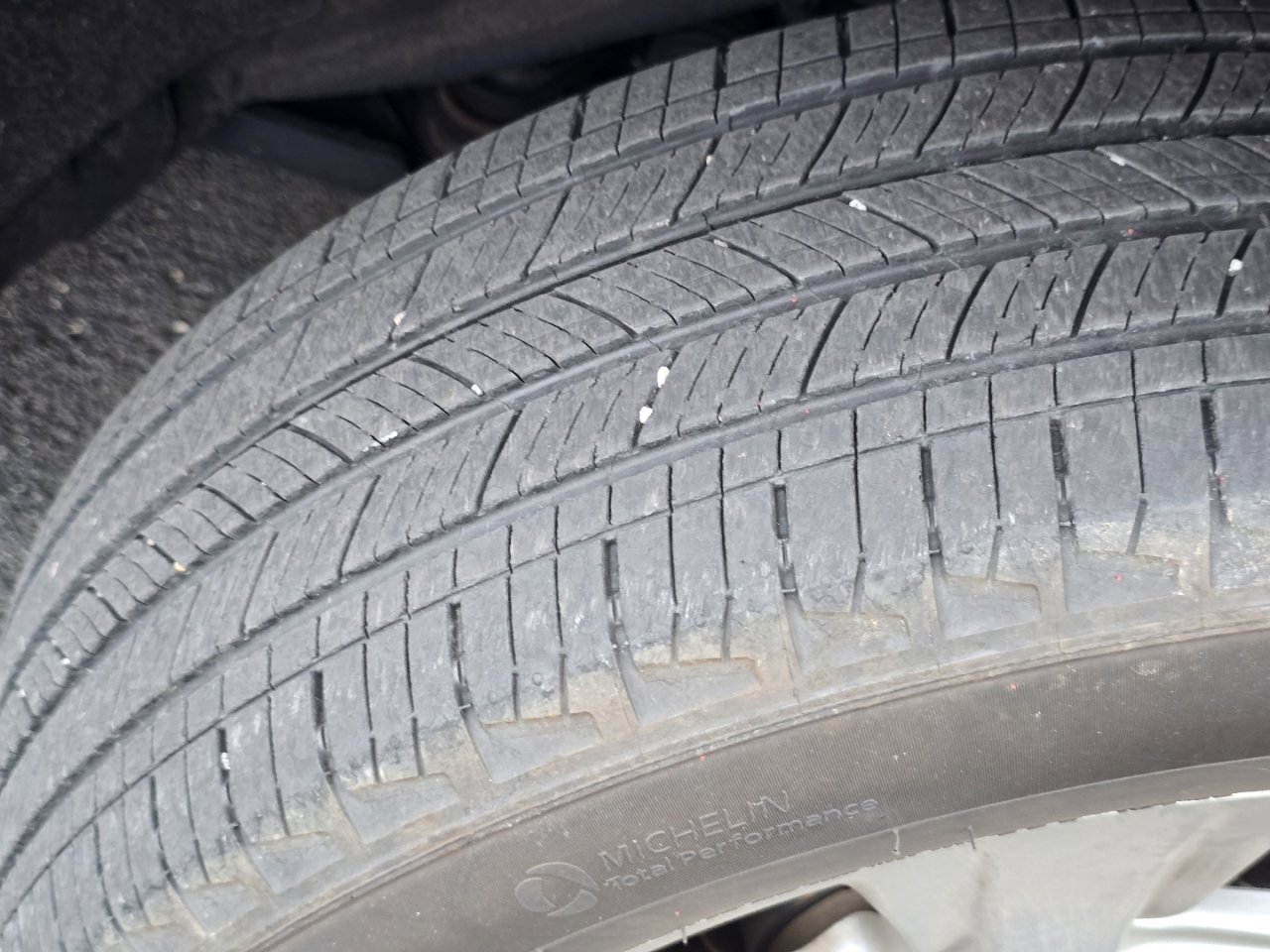 Used 2023 Toyota RAV4 XLE w/ Convenience Package image 10