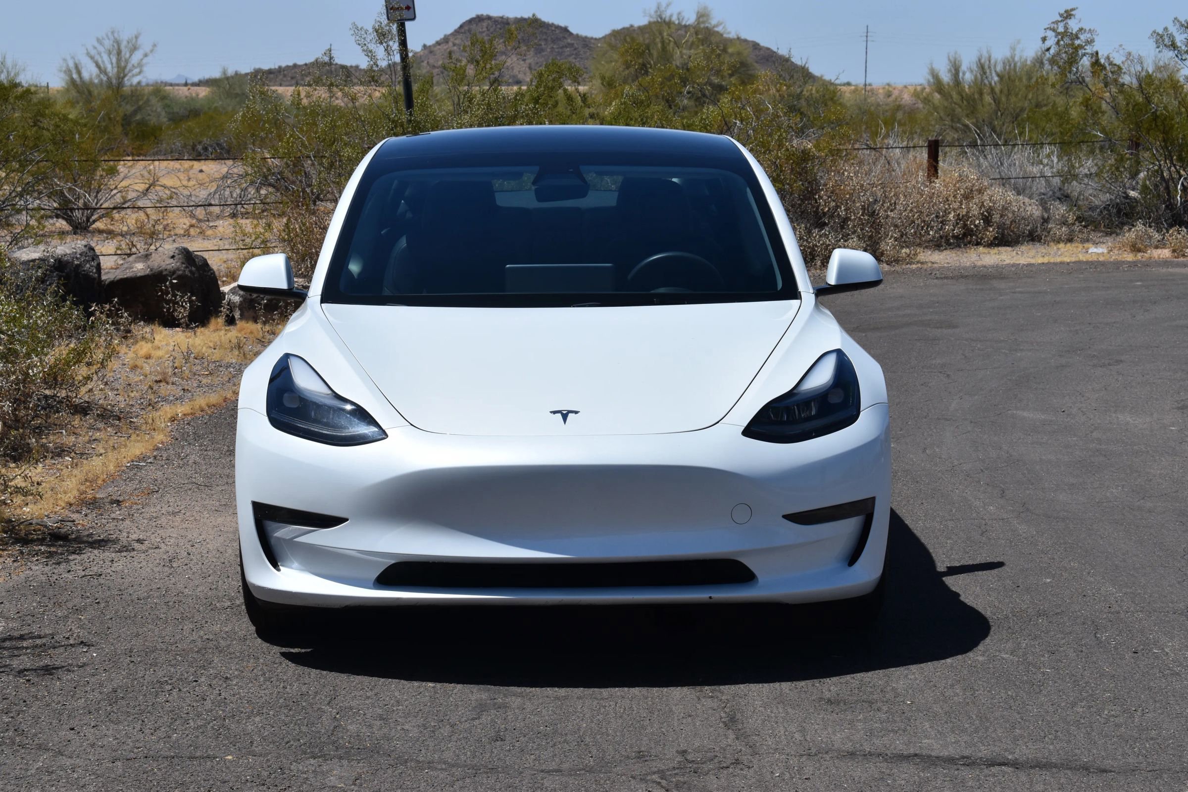Used 2022 Tesla Model 3 Standard Range RWD image 2