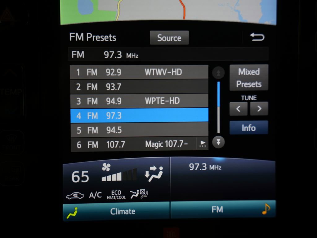Used 2020 Toyota Prius Limited FWD image 21