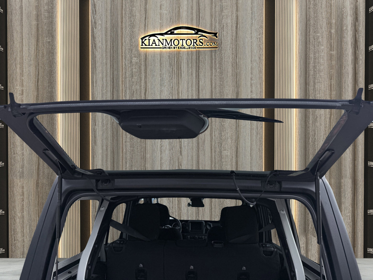 Used 2021 Jeep Wrangler Unlimited Sport AWD/4WD image 22