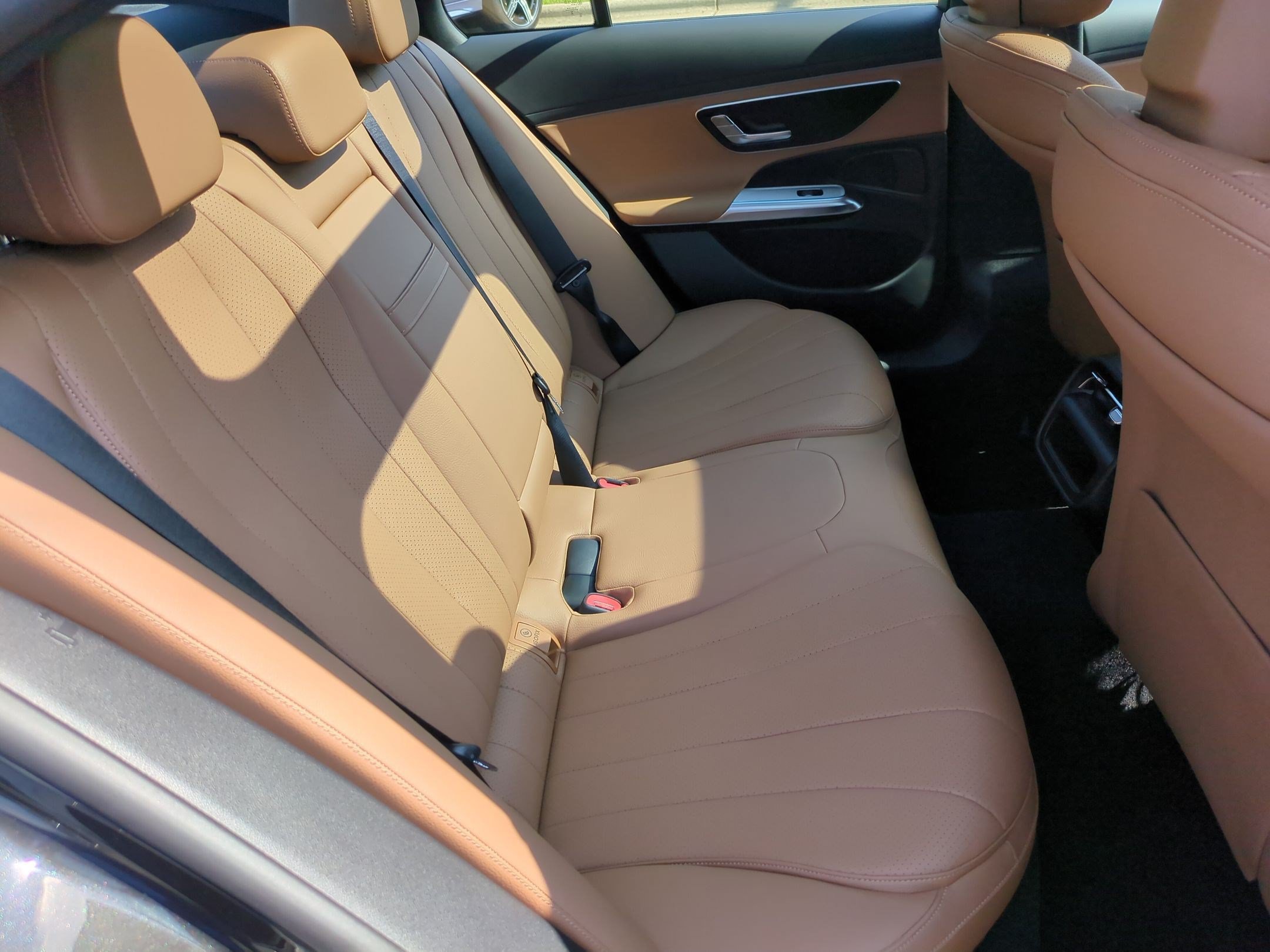 Certified 2026 Mercedes-Benz E 350 4MATIC Sedan image 33