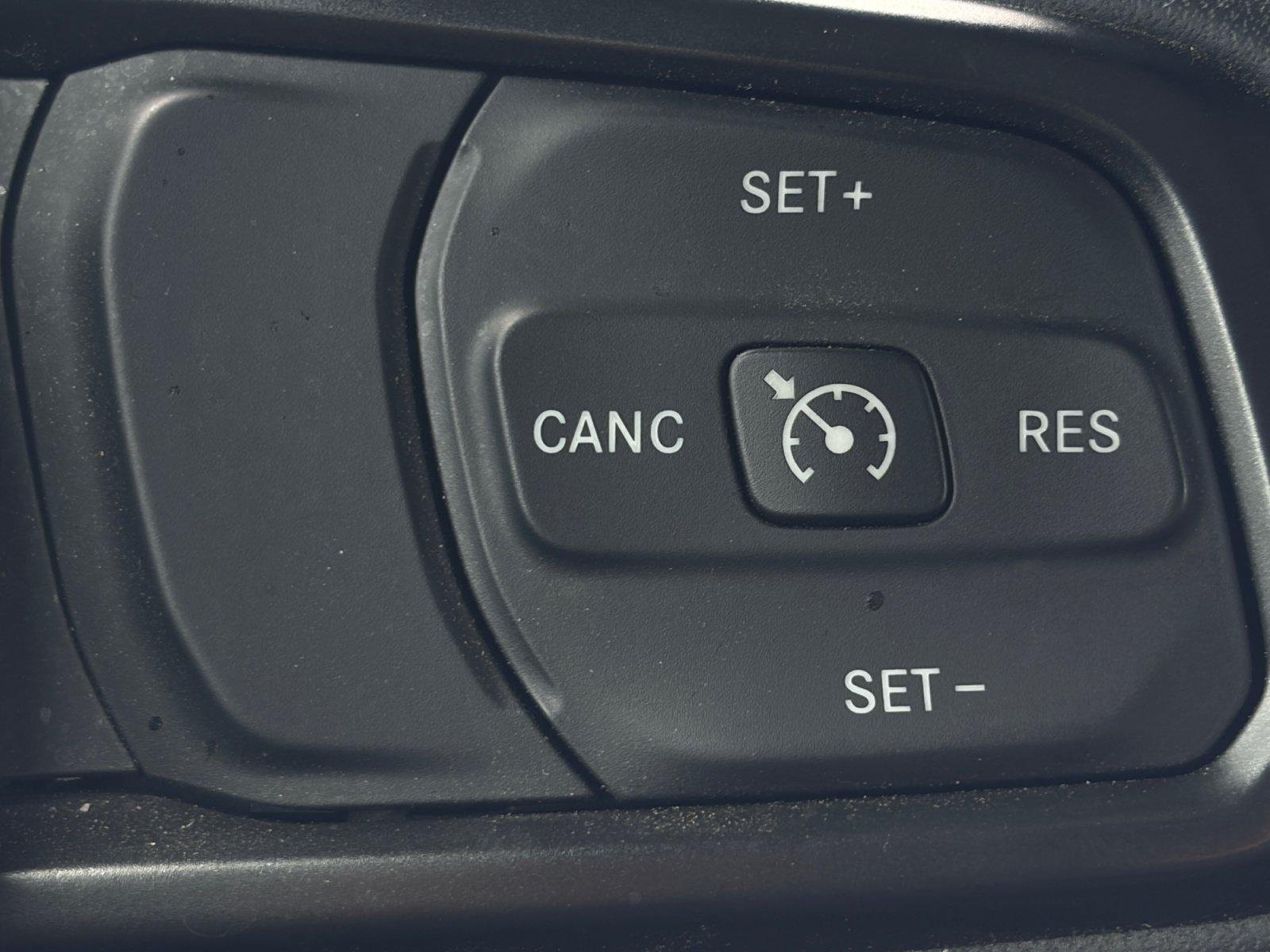 Used 2023 Jeep Gladiator Sport AWD/4WD image 18