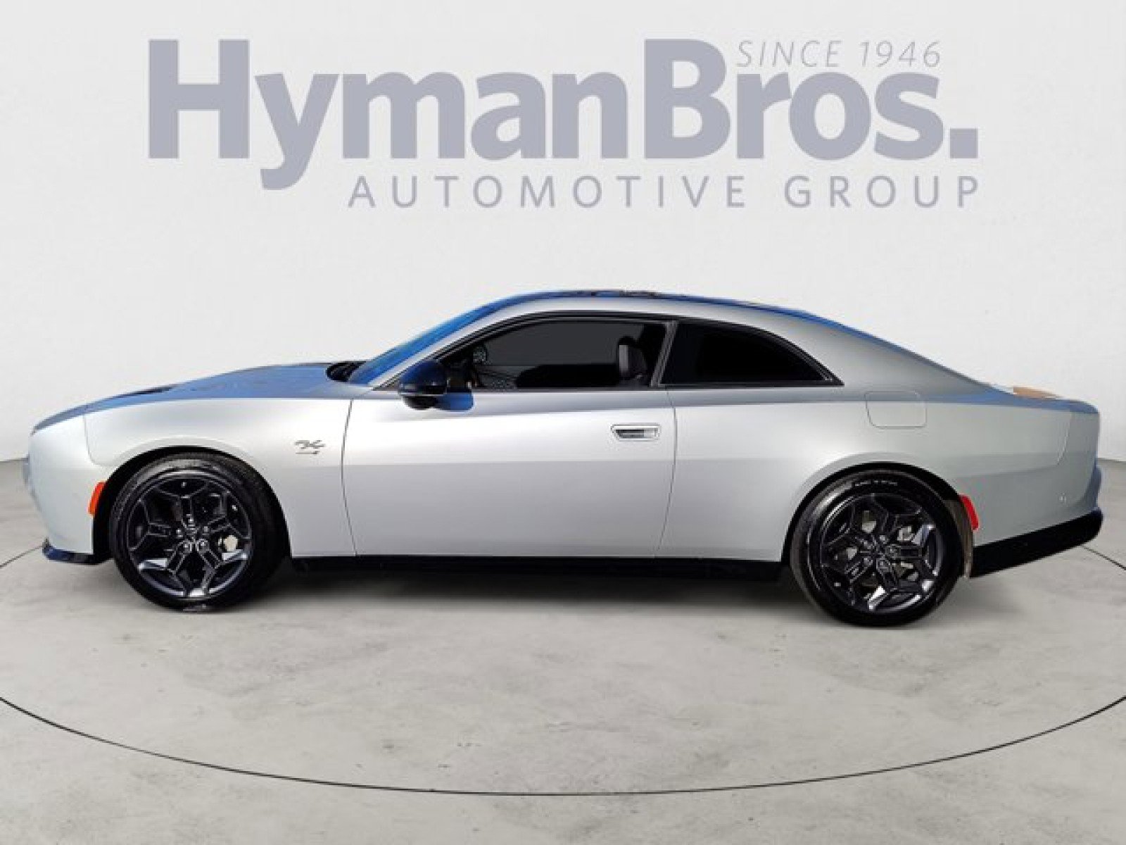 Used 2025 Dodge Charger Daytona R/T w/ Sun & Sound Package image 6