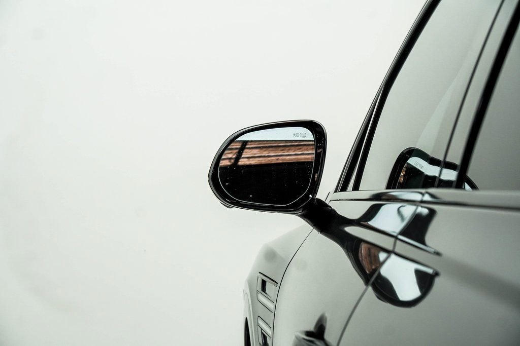 Used 2023 Genesis GV80 2.5T w/ Prestige 20" Package image 14