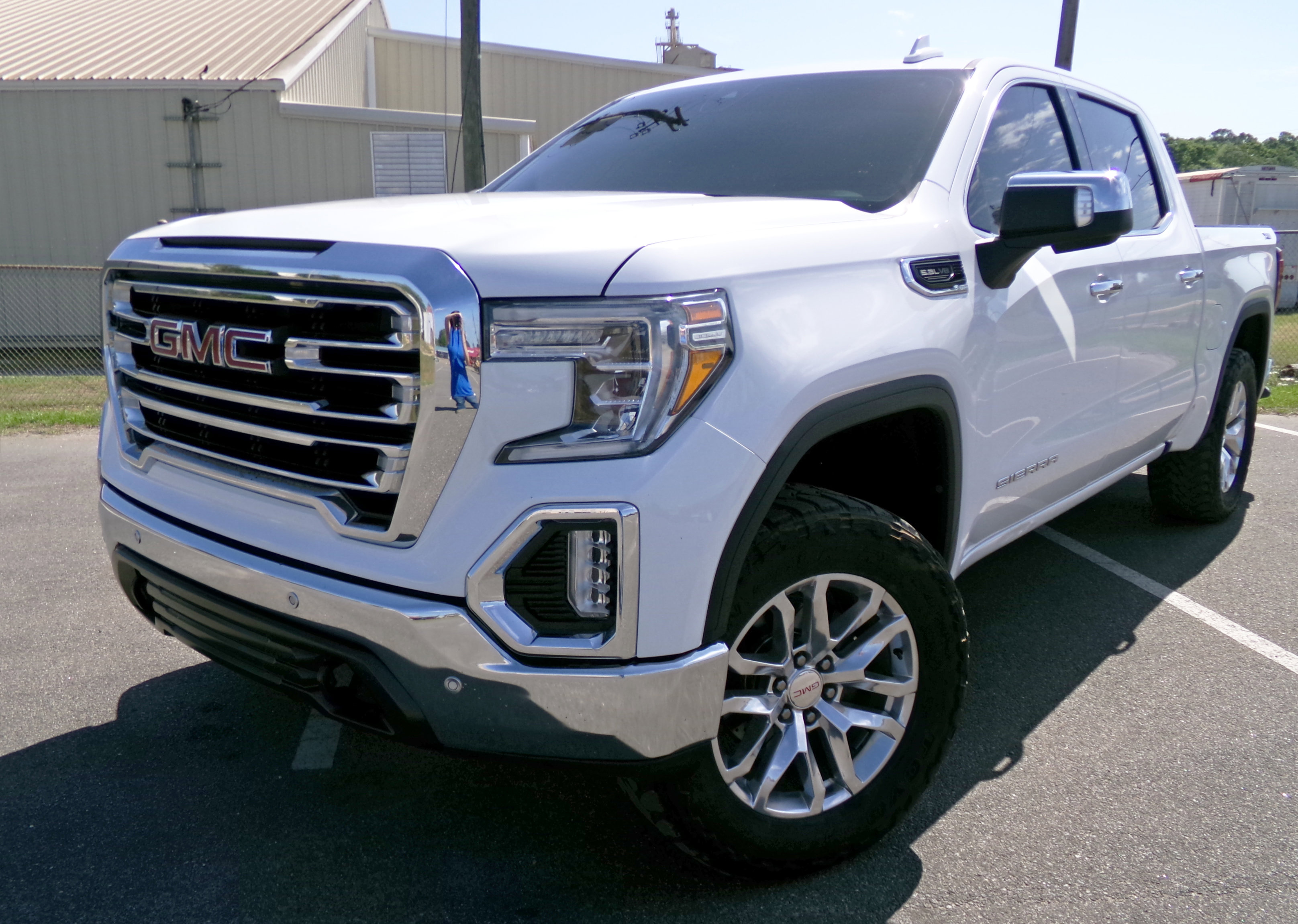 Used 2022 GMC Sierra 1500 SLT w/ SLT Premium Plus Package image 1