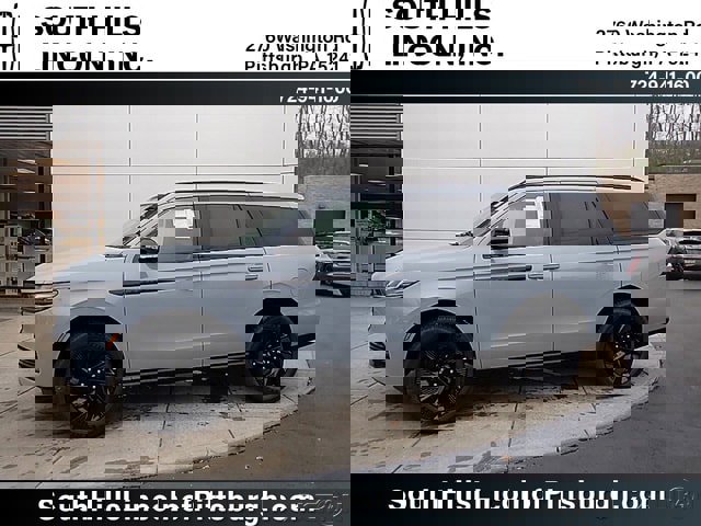 New 2025 Lincoln Navigator Reserve w/ Jet Appearance Package