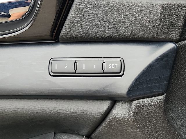 Used 2022 Nissan Maxima Platinum w/ Sport Mat Group FWD image 26