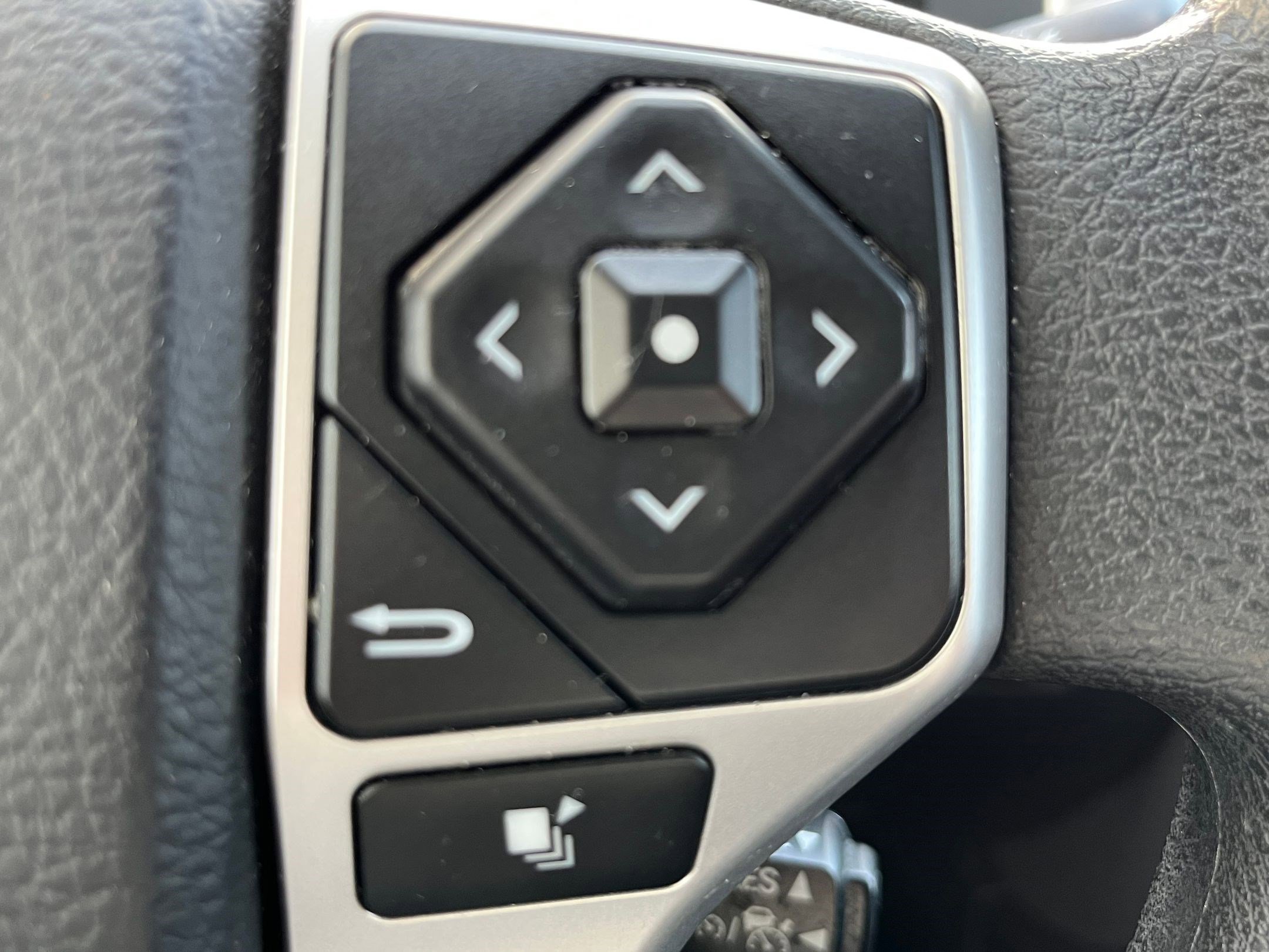 Used 2019 Toyota Tundra SR5 image 16