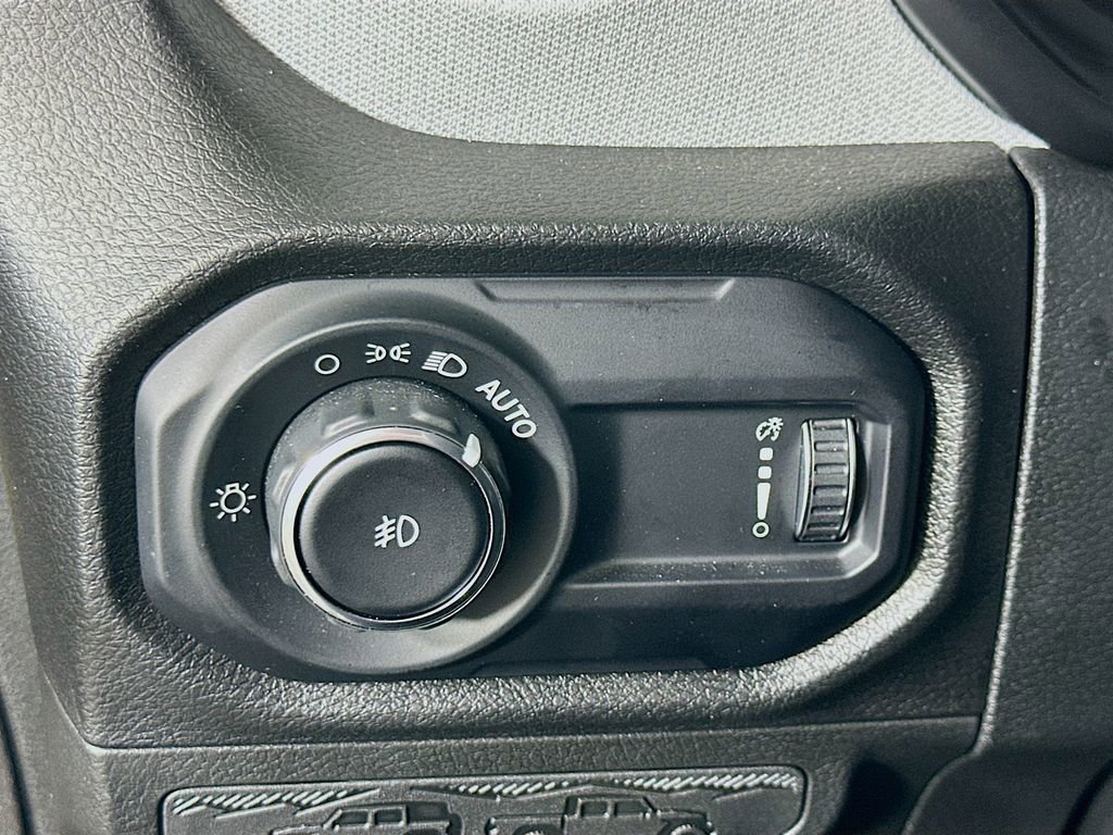 Used 2024 Jeep Wrangler Sport S image 20