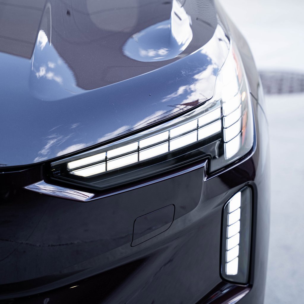 New 2025 Volvo EX90 Ultra image 3