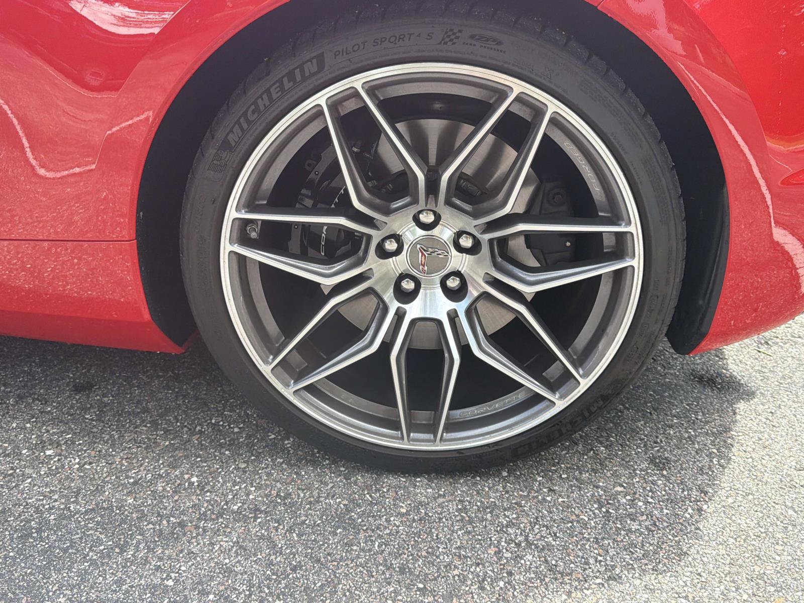 Used 2023 Chevrolet Corvette Z06 RWD image 10
