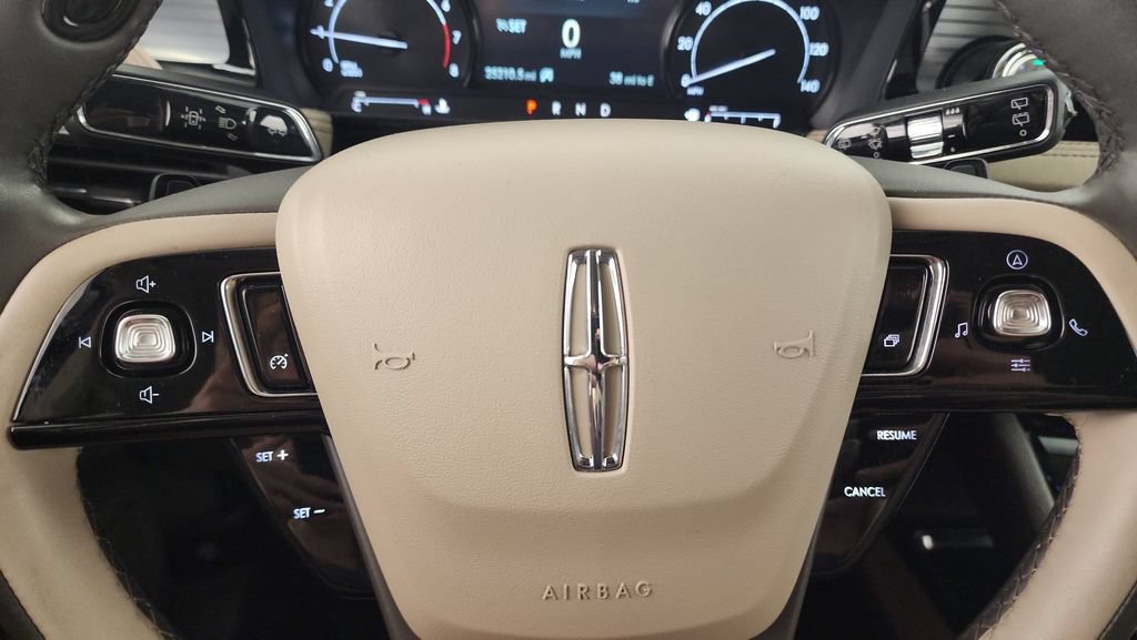 Used 2022 Lincoln Corsair AWD w/ Equipment Group 101A image 12