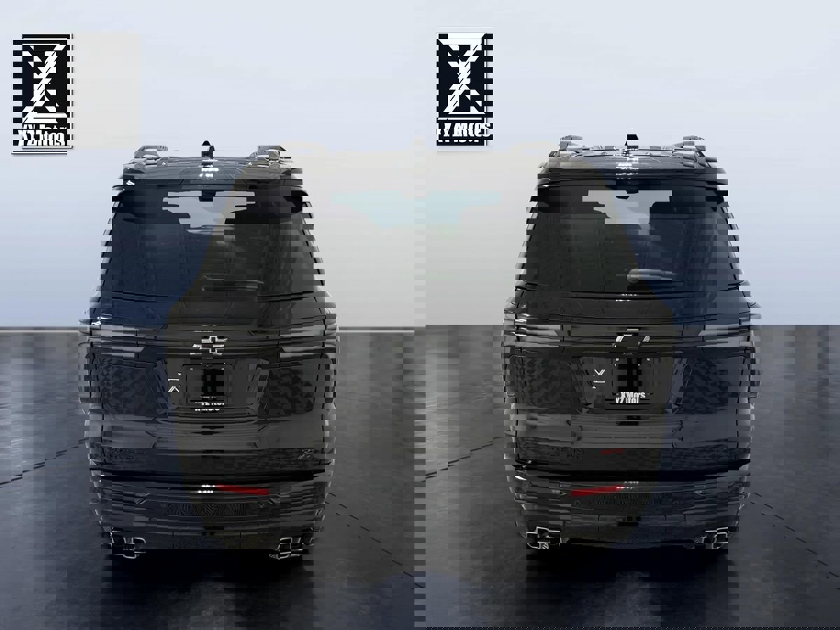 Used 2024 Chevrolet Traverse RS w/ LPO, Floor Liner Package image 5