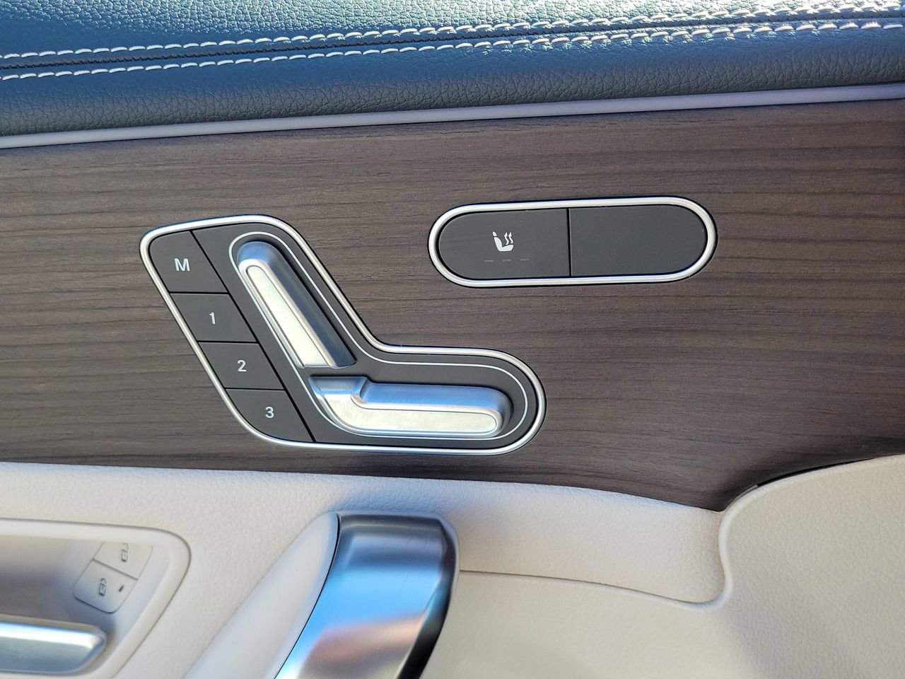 Certified 2026 Mercedes-Benz CLA 250 image 25