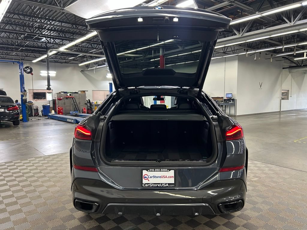 Used 2020 BMW X6 sDrive40i w/ M Sport Package RWD image 10