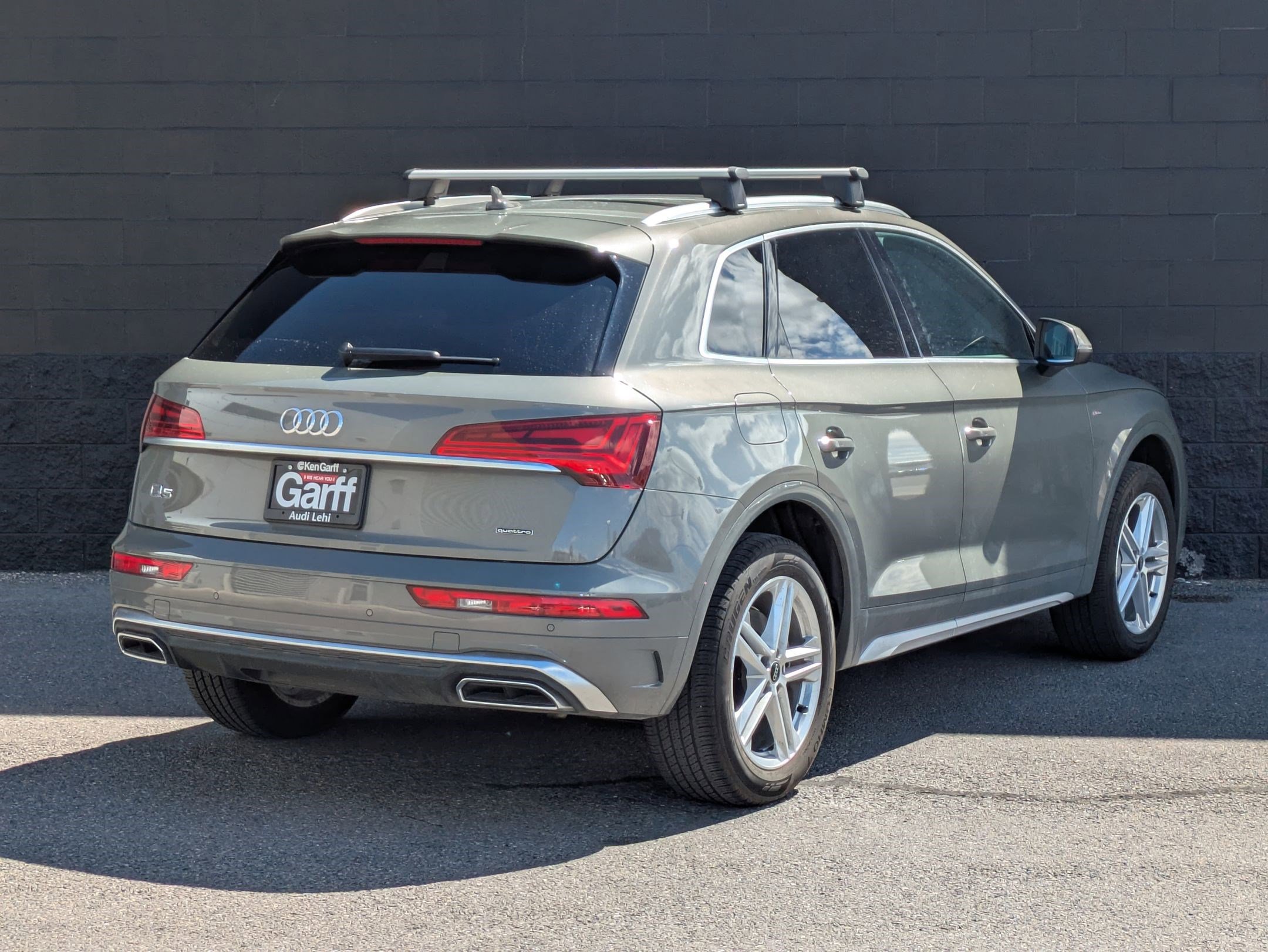 Certified 2023 Audi Q5 e Premium w/ Convenience Package AWD/4WD image 5