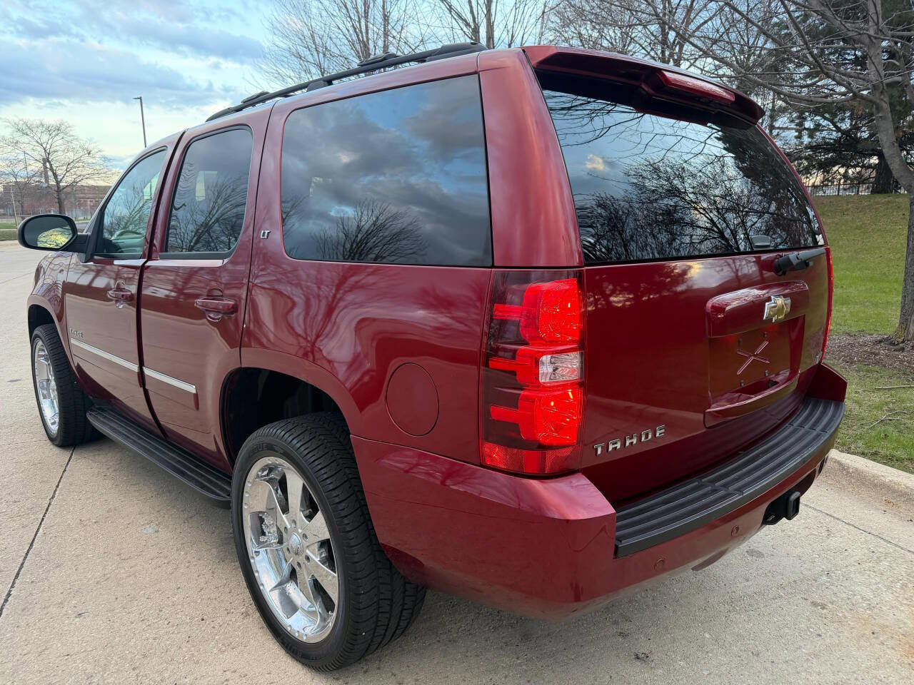 Used 2011 Chevrolet Tahoe LT image 12