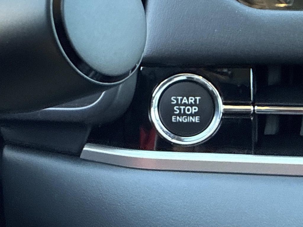 New 2026 Mitsubishi Outlander SE image 35