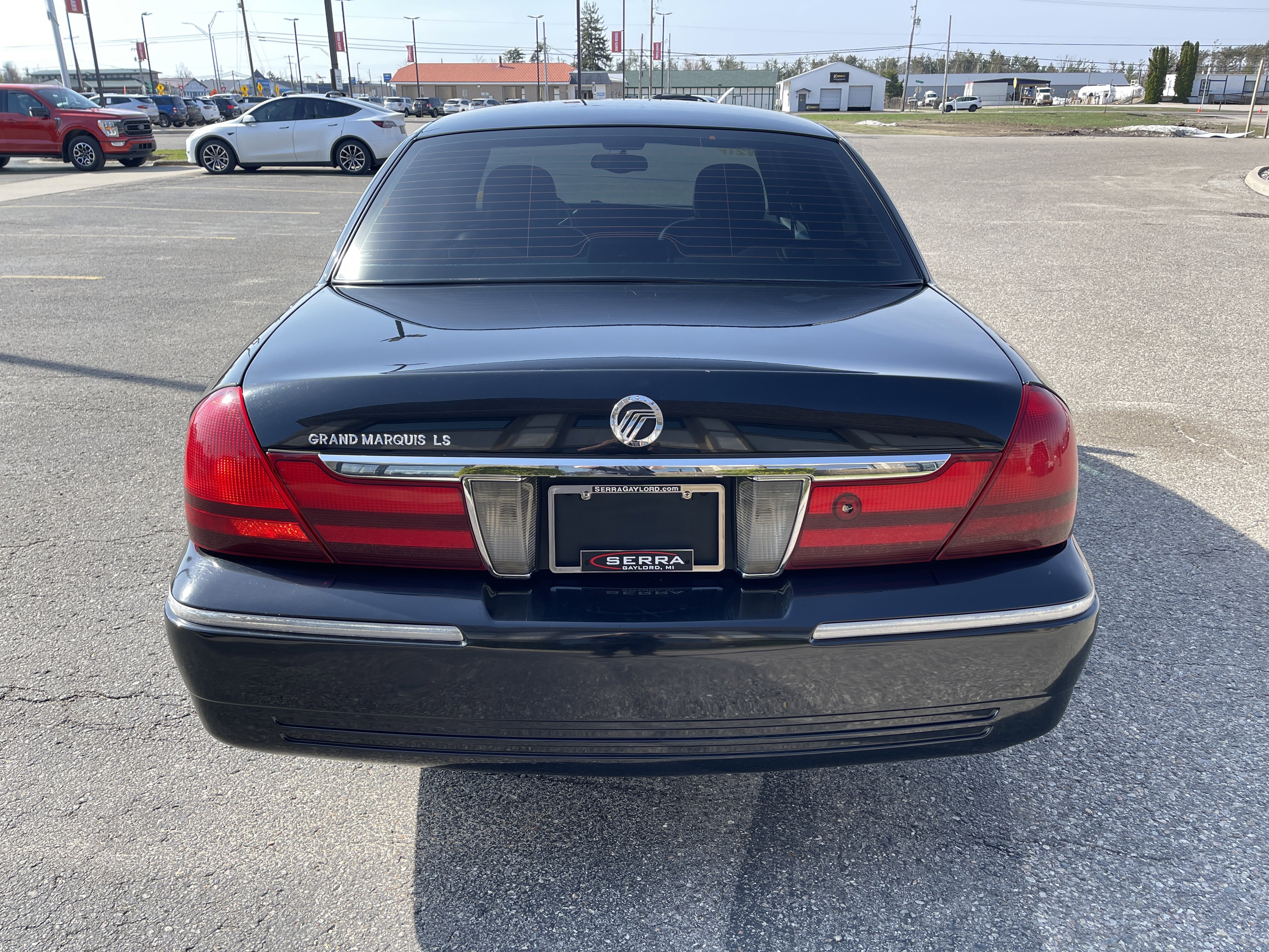 Used 2003 Mercury Grand Marquis LS RWD image 5