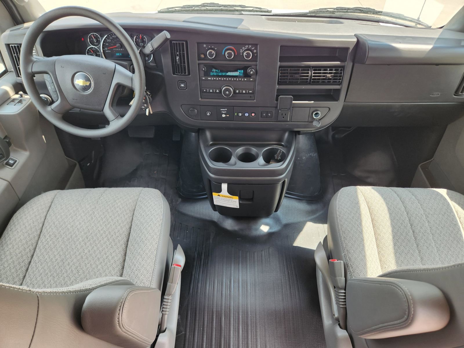 New 2024 Chevrolet Express 2500 image 23