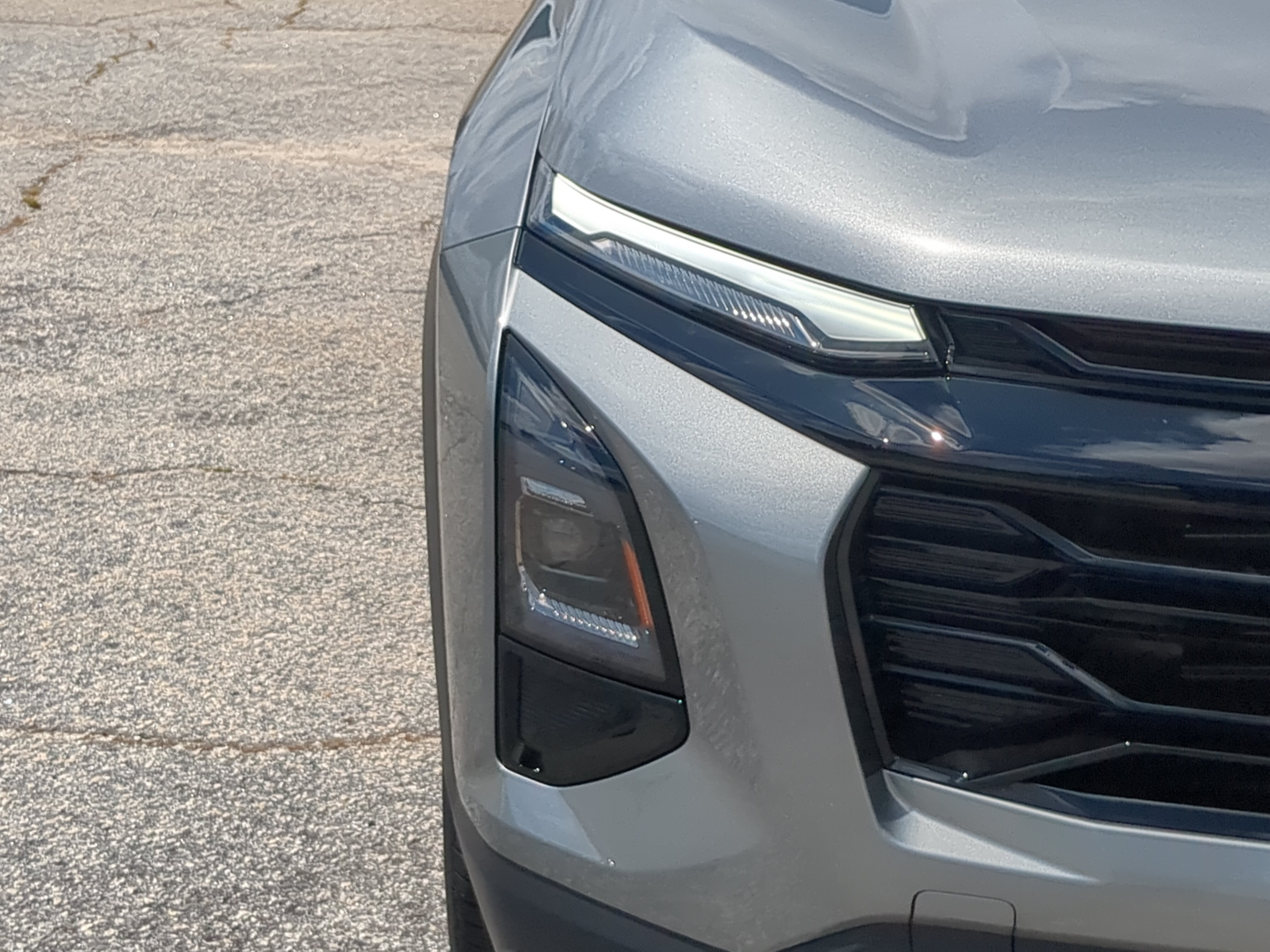 Used 2026 Chevrolet Equinox RS FWD image 8