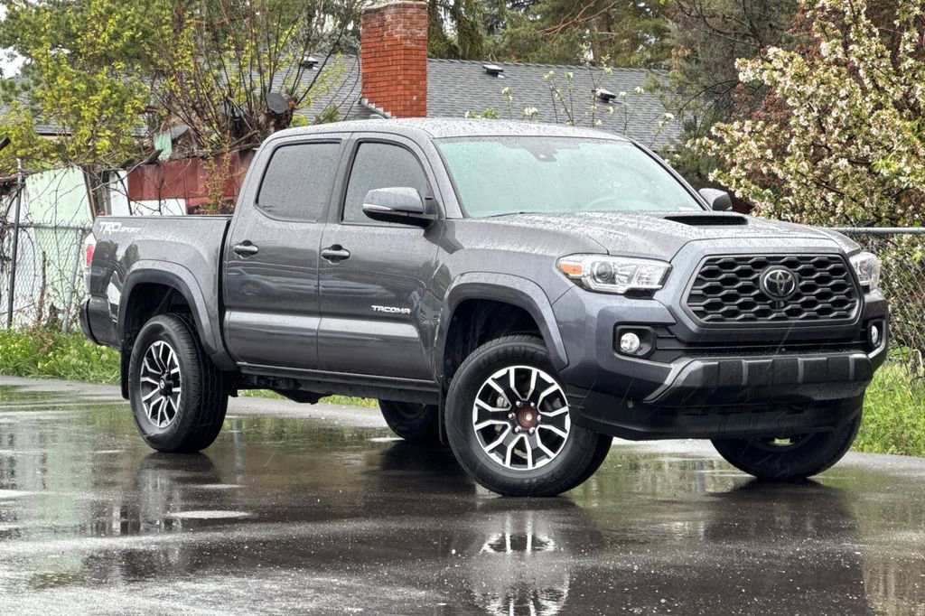 Used 2021 Toyota Tacoma TRD Sport w/ Technology Package RWD image 1