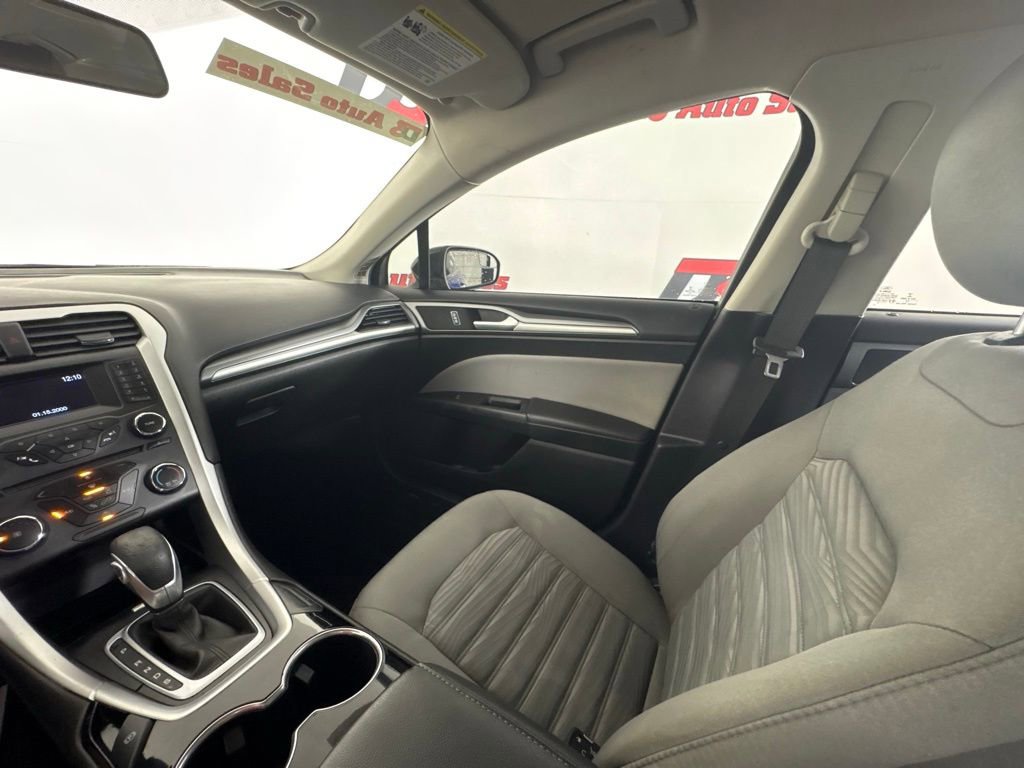 Used 2016 Ford Fusion S FWD image 28