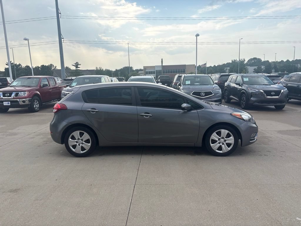 Used 2016 Kia Forte LX FWD image 4