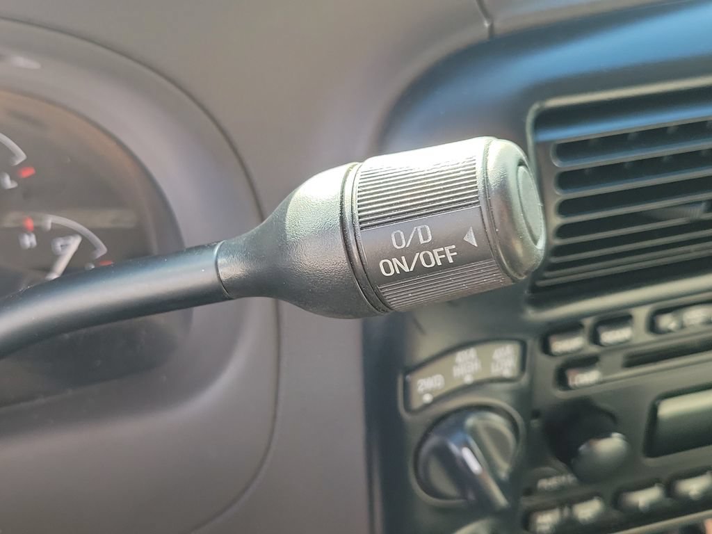 Used 2002 Ford Ranger XLT AWD/4WD image 19