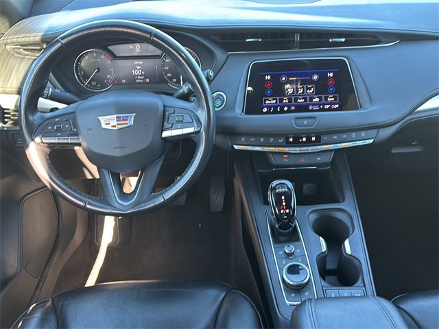Used 2023 Cadillac XT4 Premium Luxury image 16