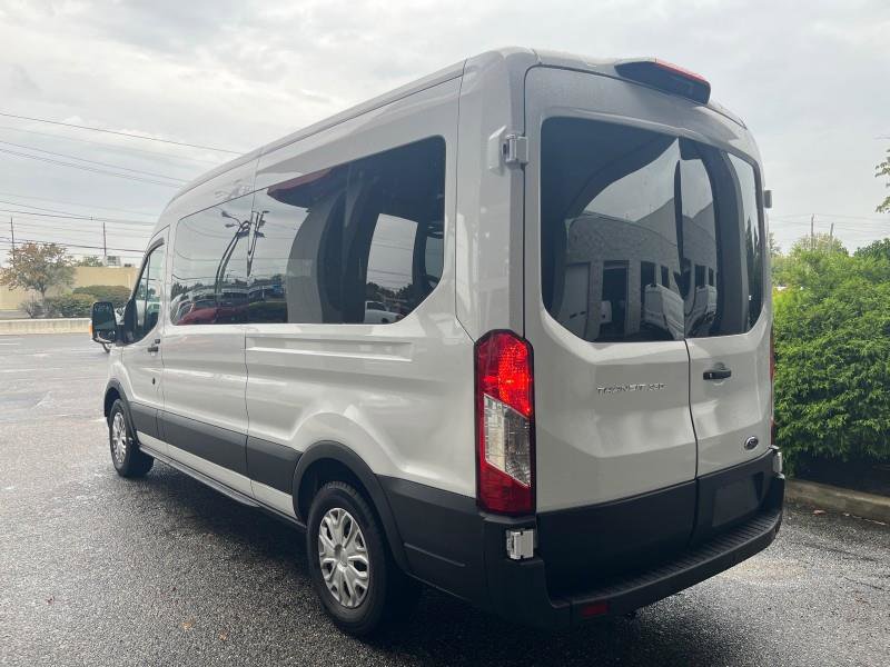 Used 2025 Ford Transit 350 XLT image 4