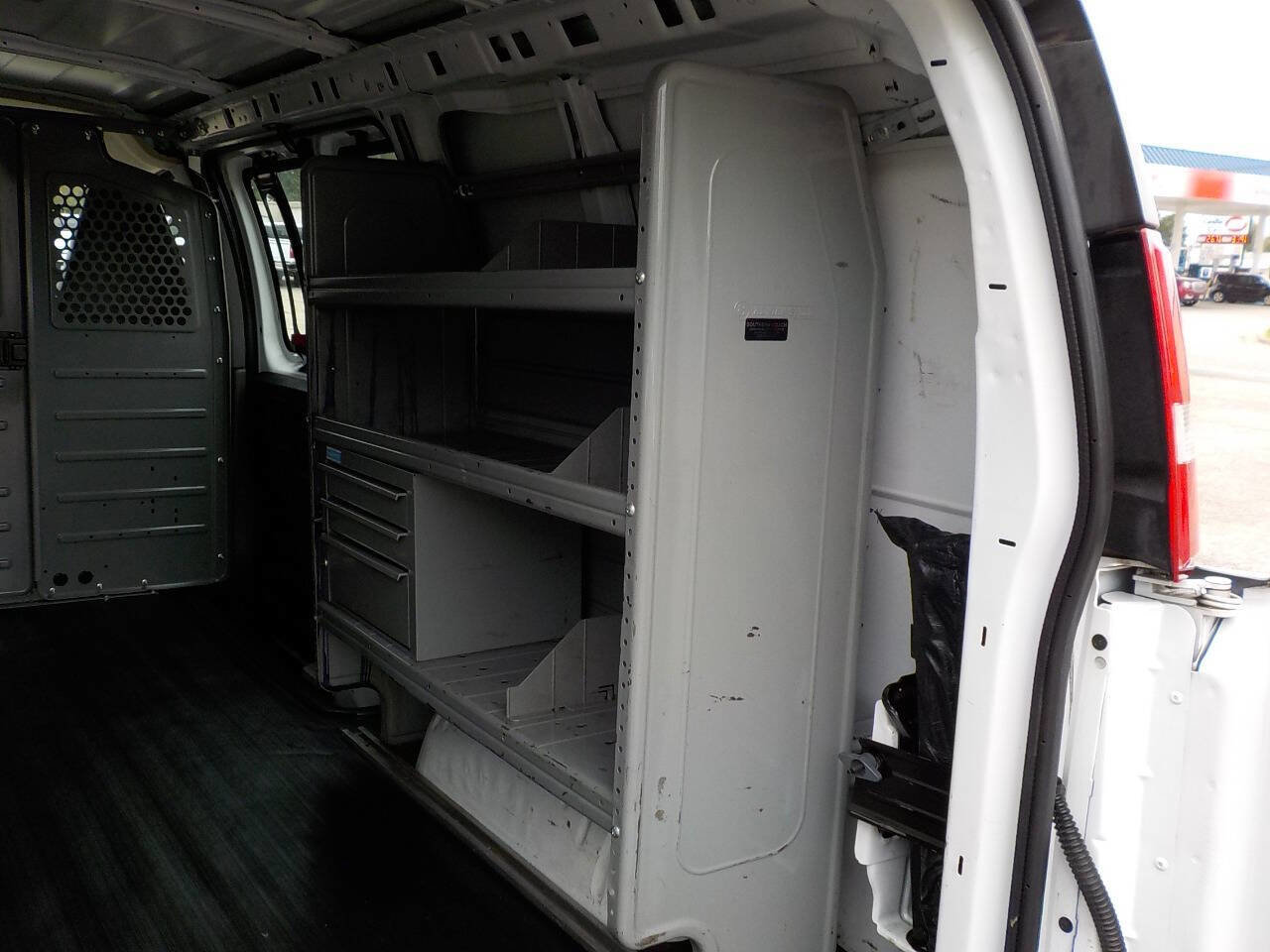 Used 2020 Chevrolet Express 2500 w/ Driver Convenience Package image 21