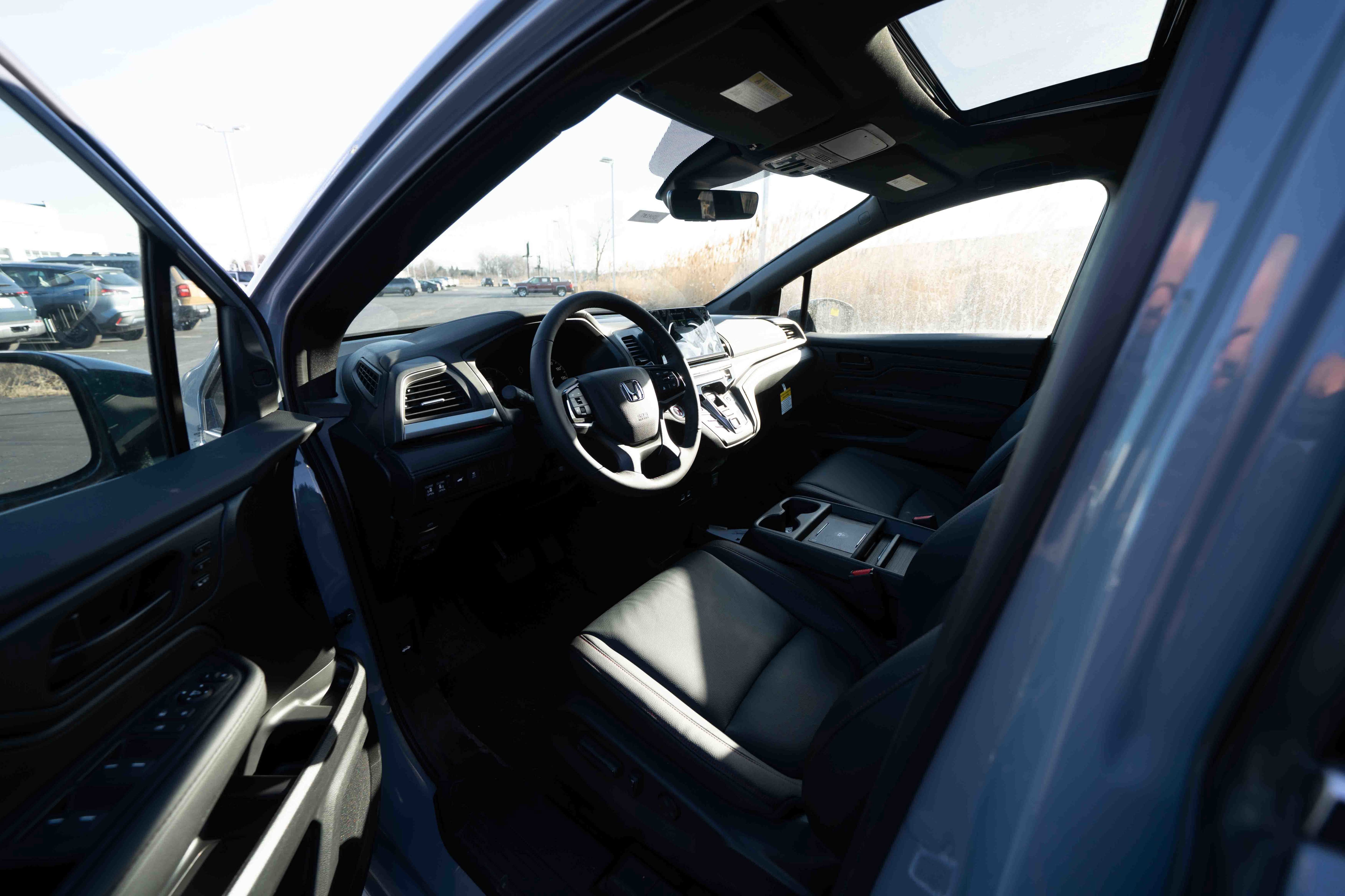 New 2026 Honda Odyssey Sport-L image 8
