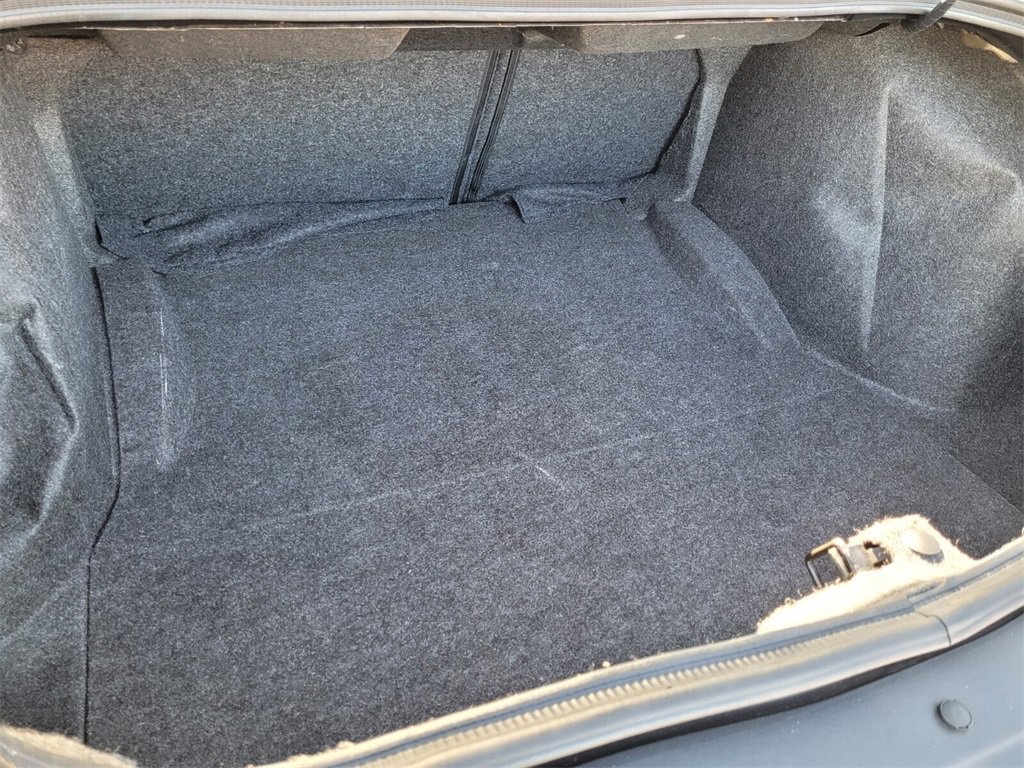 Used 2023 Dodge Challenger SXT image 8